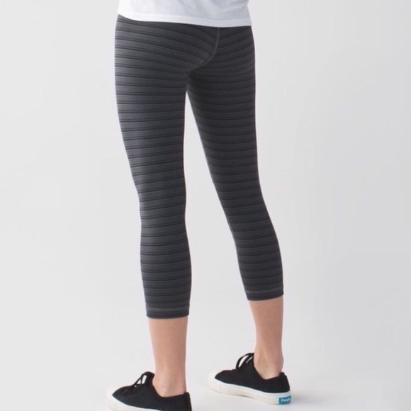 Lululemon Wunder Under 4 Crop Textured Stripe Slate Leggings Grey Coal Yoga - Picture 2 of 16
